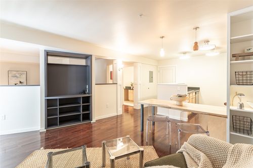211-801 N Orange St, Missoula, MT, 59802-2940 | Card Image
