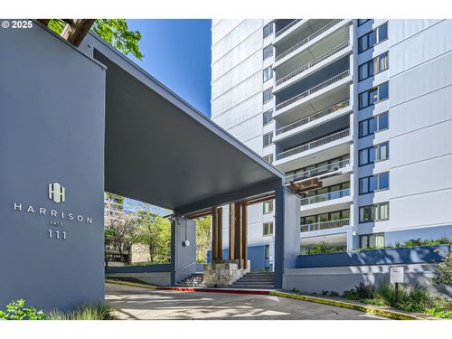 17a-111 Sw Harrison St, Portland, OR, 97201 | Card Image