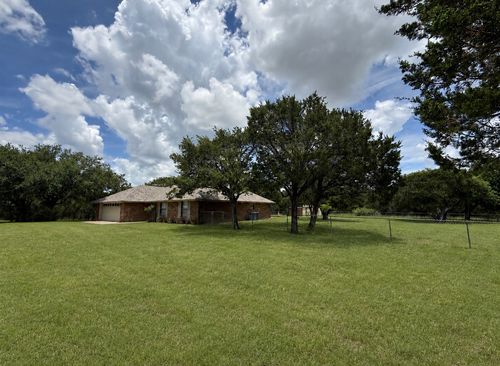 1192 Deer Trl, Glen Rose, TX, 76043-6122 | Card Image