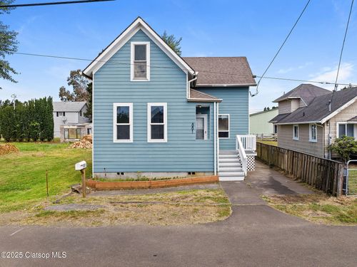 881 Pacific Drive, Hammond, OR, 97121 | Card Image