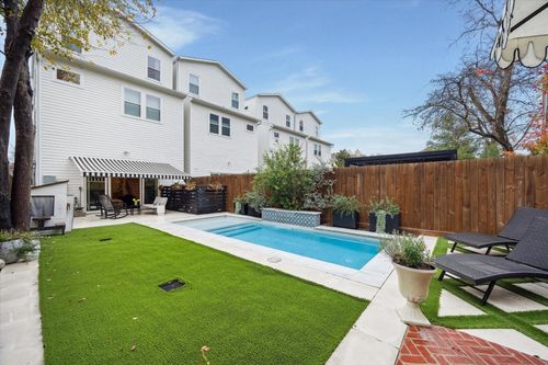 440 W 21st St, Houston, TX, 77008-2412 | Card Image