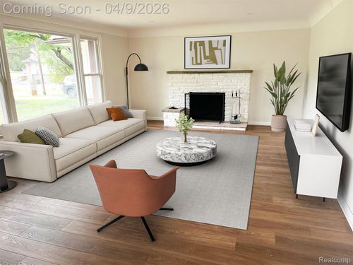 3930 Harris Ln, West Bloomfield, MI, 48323-2740 | Card Image