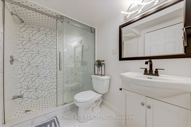 1579 Heathside Cres, House other with 7 bedrooms, 6 bathrooms and 4 parking in Pickering ON | Image 37
