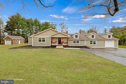 4448 Lower Mountain Rd, NEW HOPE, PA, 18938-9417 | Card Image