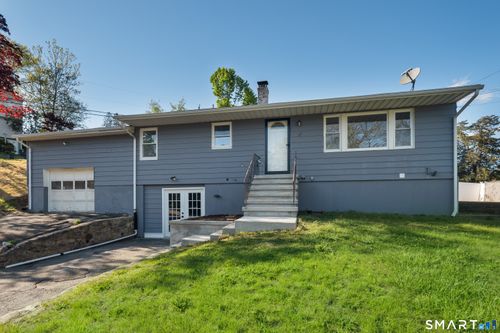 17 Morningstar Dr, Seymour, CT, 06483-3040 | Card Image