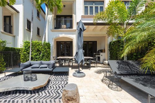 101-101 Isle Of Venice Dr, Fort Lauderdale, FL, 33301-1432 | Card Image