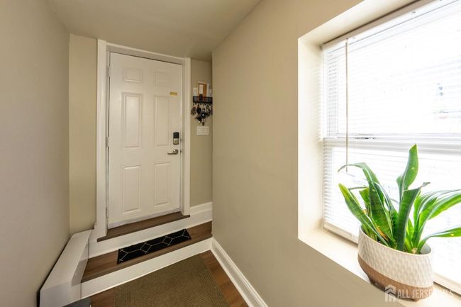 11 Mary Ave, House other with 2 bedrooms, 2 bathrooms and null parking in Fords NJ | Image 17