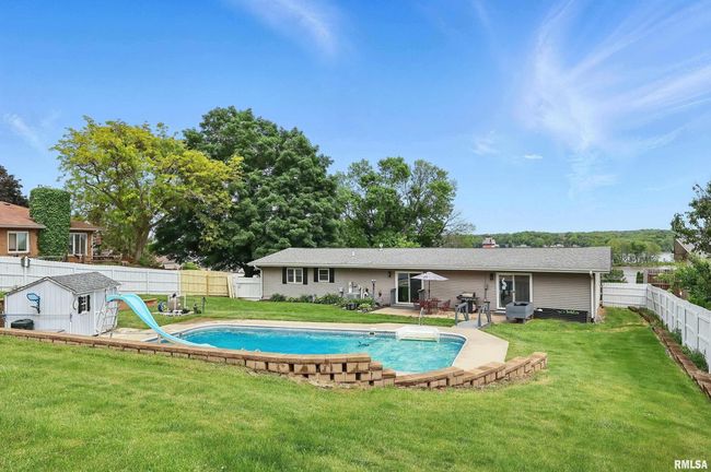 21704 283 Rd Ave, House other with 4 bedrooms, 3 bathrooms and null parking in Le Claire IA | Image 50