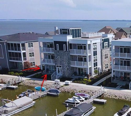 211-2568 S Waterside Ct, Lakeside Marblehead, OH, 43440-9116 | Card Image