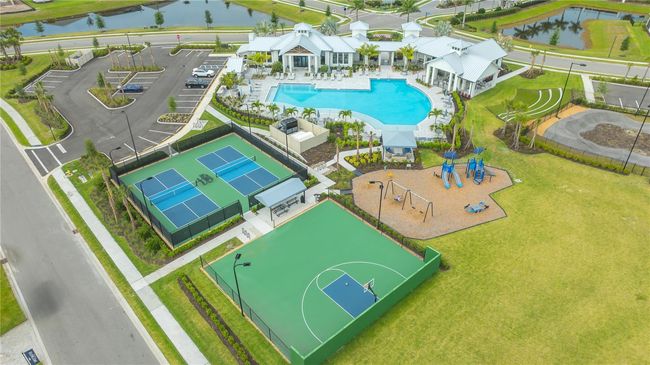 17340 Savory Mist Cir, House other with 4 bedrooms, 3 bathrooms and null parking in BRADENTON FL | Image 65