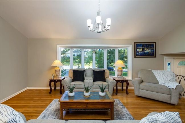 7 Red Oak Ln, House other with 4 bedrooms, 3 bathrooms and null parking in Norwalk CT | Image 8