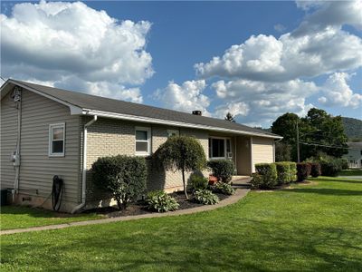 4 Crestwood Drive, House other with 4 bedrooms, 2 bathrooms and null parking in Delhi NY | Image 1