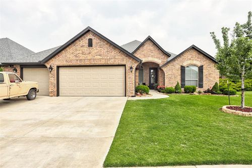 205 168th Ter, Oklahoma City, OK, 73170-6703 | Card Image