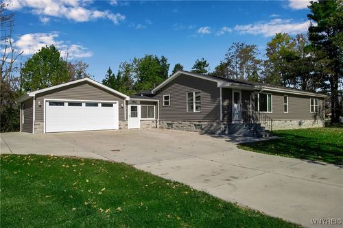 11882 Buckwheat Rd, Alden, NY, 14004-8502 | Card Image