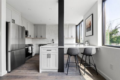 296-1800 E 4th St, Austin, TX, 78702-4447 | Card Image