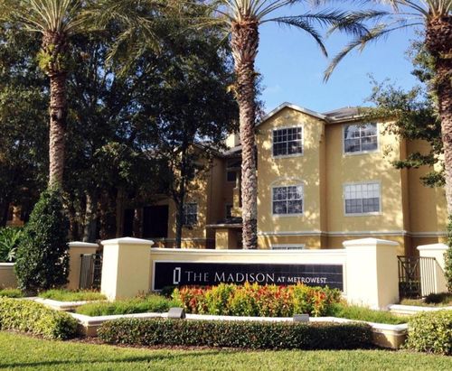 334-2674 Robert Trent Jones Dr, ORLANDO, FL, 32835-6271 | Card Image