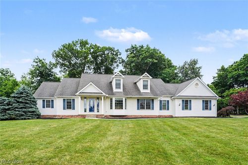 6304 Longspur Rd, Highland Heights, OH, 44143-3721 | Card Image