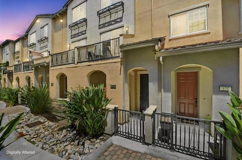566 Almaden Walk Loop, San Jose, CA, 95125-1947 | Card Image