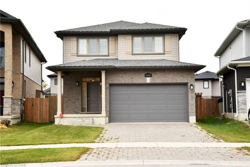 1930 Jim Hebb Way, London, ON, N6G0S8 | Card Image