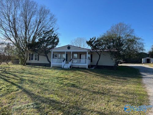 640 Brown Rd, Danville, AL, 35619-6218 | Card Image