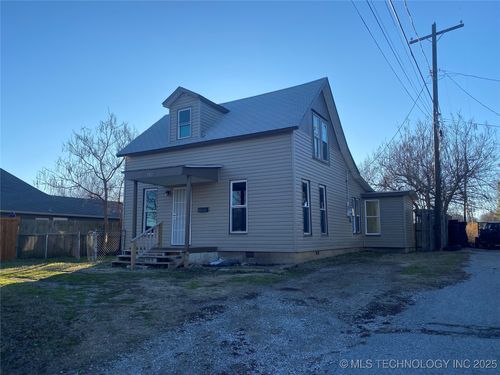 212 Adams St, Sapulpa, OK, 74066-3642 | Card Image