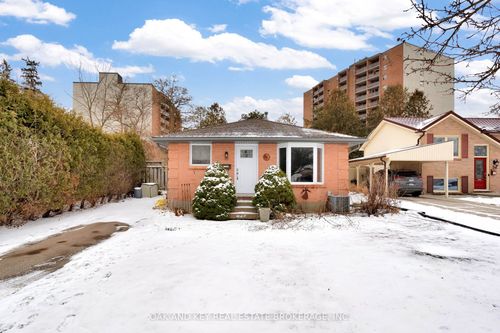 63 Dundee Crt, London, ON, N6C5E4 | Card Image