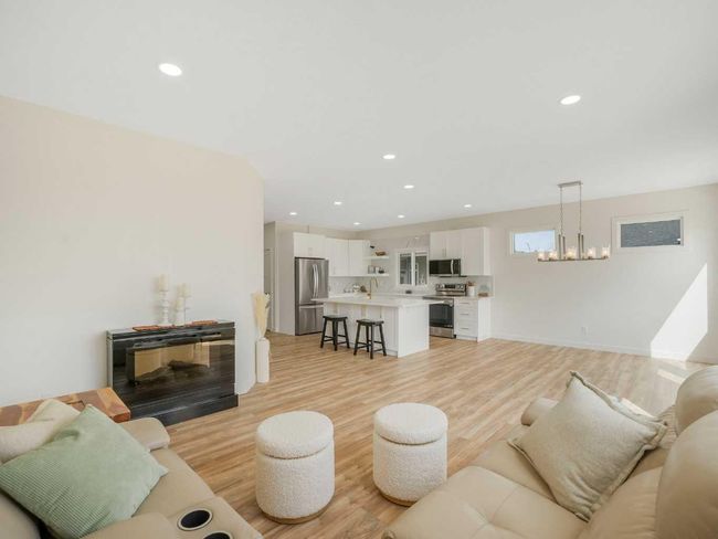 40 Erica Dr, House other with 3 bedrooms, 2 bathrooms and 2 parking in Lacombe AB | Image 15