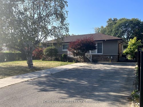 376 Ashbury Rd, Oakville, ON, L6K2M7 | Card Image