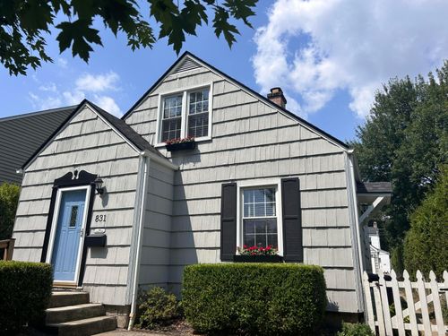 831 Chelsea Ave, Bexley, OH, 43209-2510 | Card Image