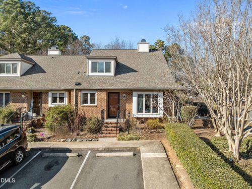 123 Essex Dr, Chapel Hill, NC, 27514-1501 | Card Image