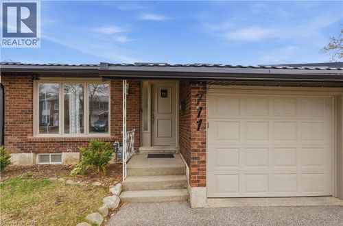 711 Hillview Rd, Cambridge, ON, N3H5C2 | Card Image