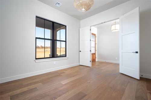 160 Meadow Lark Lane, Blanchard, OK, 73010 | Card Image