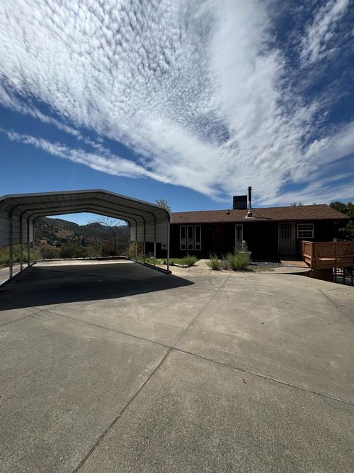 2127 Leonard Rd, San Andreas, CA, 95249-9694 | Card Image