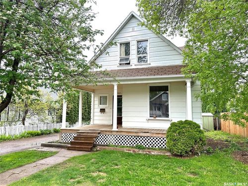 1341 97th St, North Battleford, SK, S9A0J8 | Card Image