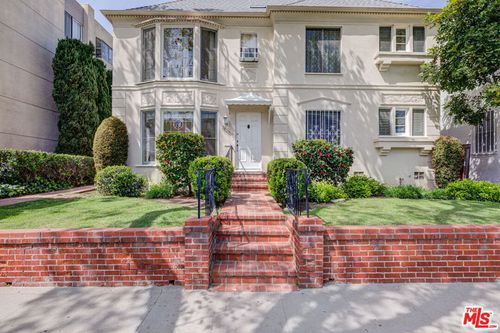 b-143 S Canon Dr, Beverly Hills, CA, 90212-3173 | Card Image
