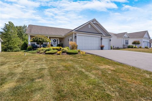 240 Marineview Dr, Chittenango, NY, 13037-4051 | Card Image