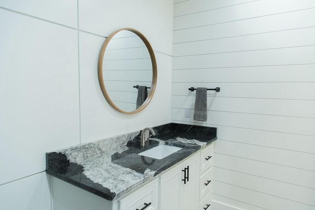 7211 W 12 Th St, House other with 3 bedrooms, 2 bathrooms and null parking in Plainview TX | Image 36
