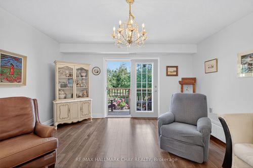 10-222 Steel St, Barrie, ON, L4M2G9 | Card Image