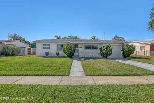 572 Westminster Avenue, MELBOURNE, FL, 32935 | Card Image