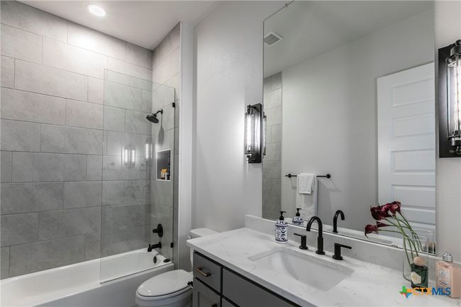 6413 Waggoner Ct, House other with 5 bedrooms, 3 bathrooms and null parking in Temple TX | Image 23