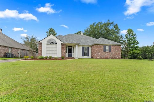 6214 Riverine Dr, Baton Rouge, LA, 70820-5058 | Card Image