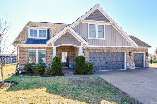 5571 Brompton Dr, Newburgh, IN, 47630-7305 | Card Image