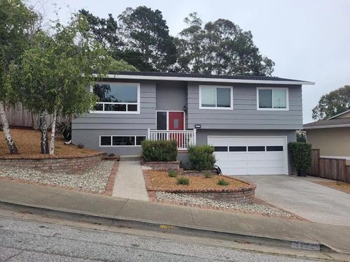 1172 Park Pacifica Ave, Pacifica, CA, 94044-3735 | Card Image