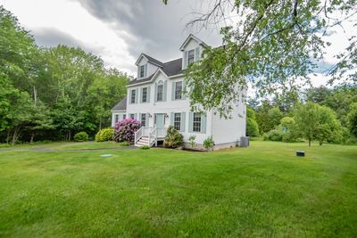 23 Amesbury Road, House other with 3 bedrooms, 2 bathrooms and null parking in Newton NH | Image 3