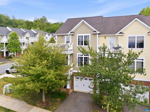 1565 Newcastle Ct, CHARLOTTESVILLE, VA, 22911-3575 | Card Image