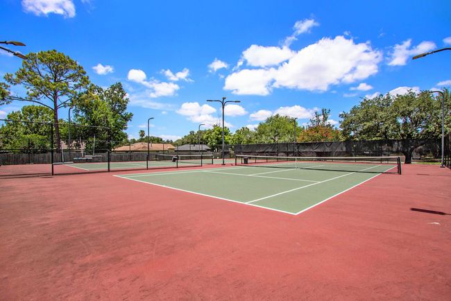 3702 Walden Dr, House other with 3 bedrooms, 2 bathrooms and 2 parking in Pearland TX | Image 29