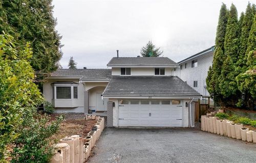 311 Hickey Dr, Coquitlam, BC, V3K5T3 | Card Image