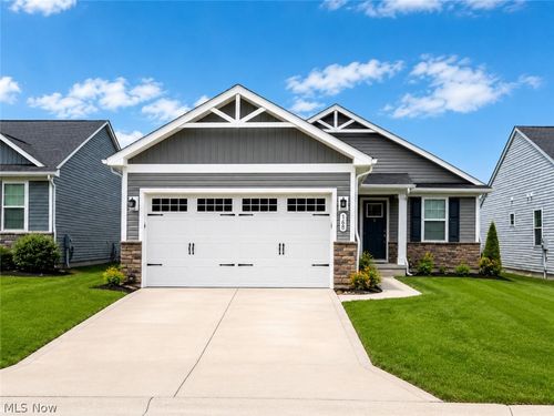 168 Eagle Cir, Amherst, OH, 44001-3807 | Card Image