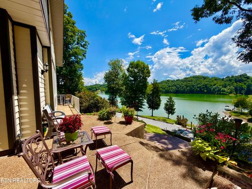 1910 Laramie Trl, Dandridge, TN, 37725-6708 | Card Image