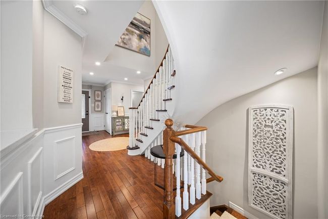 558 Phoebe Cres, House other with 5 bedrooms, 4 bathrooms and 4 parking in Burlington ON | Image 38